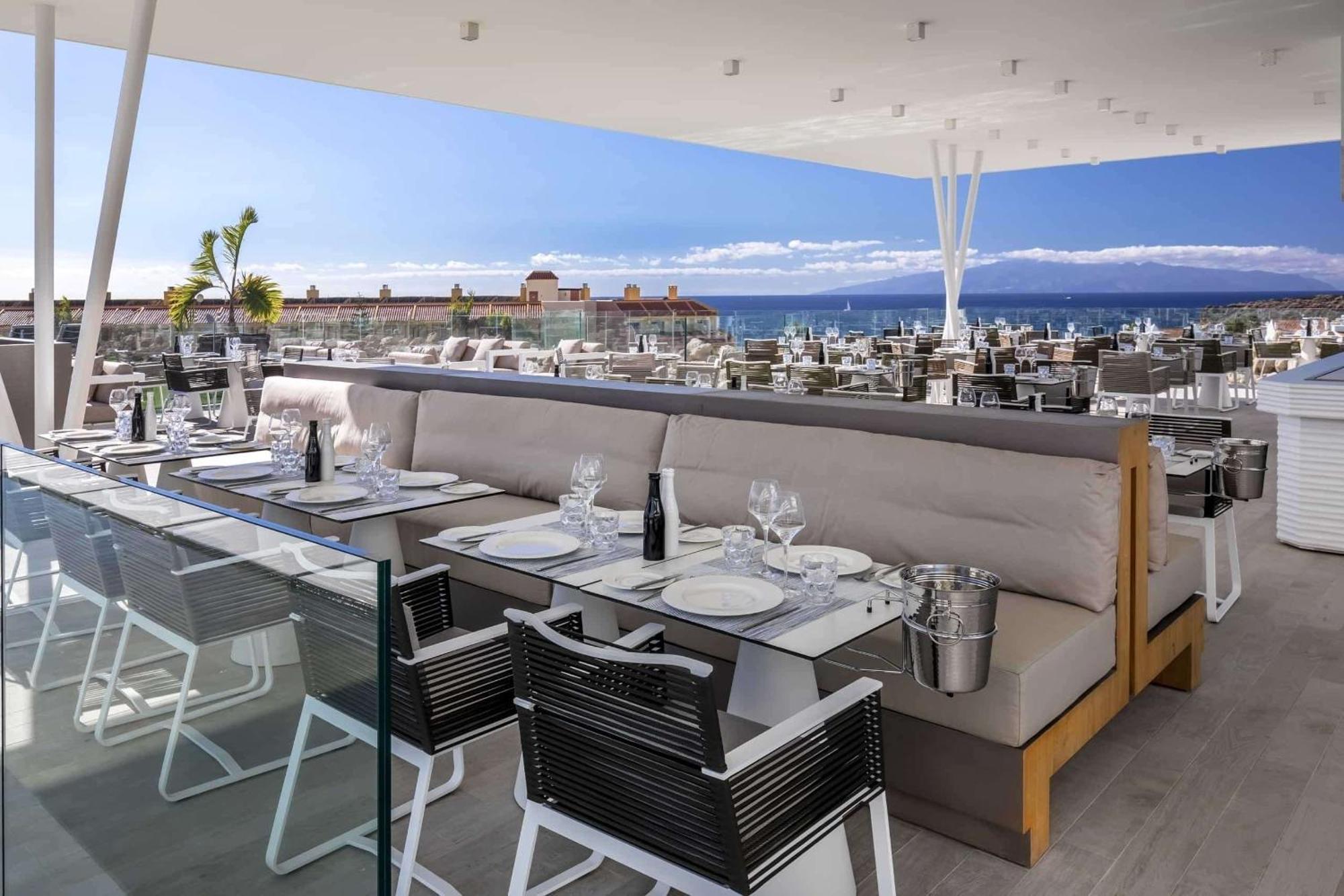 รอยัล ไฮดะเวย์ โกราเลส สวีท Hotel Costa Adeje  ภายนอก รูปภาพ