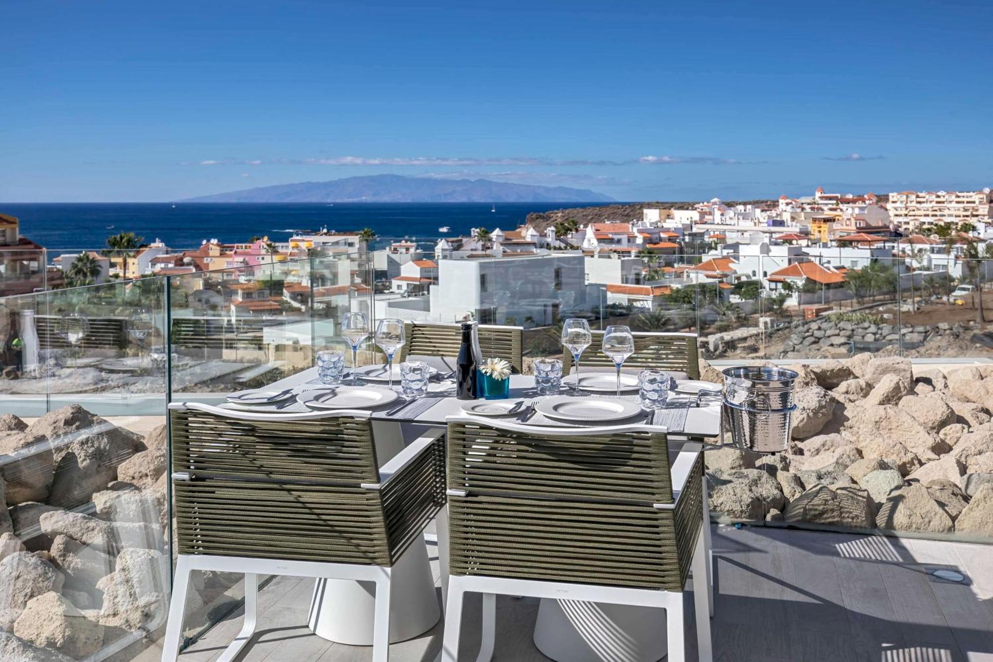 รอยัล ไฮดะเวย์ โกราเลส สวีท Hotel Costa Adeje  ภายนอก รูปภาพ