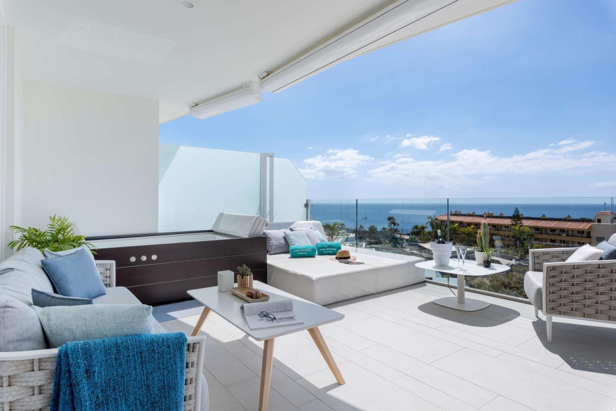รอยัล ไฮดะเวย์ โกราเลส สวีท Hotel Costa Adeje  ภายนอก รูปภาพ
