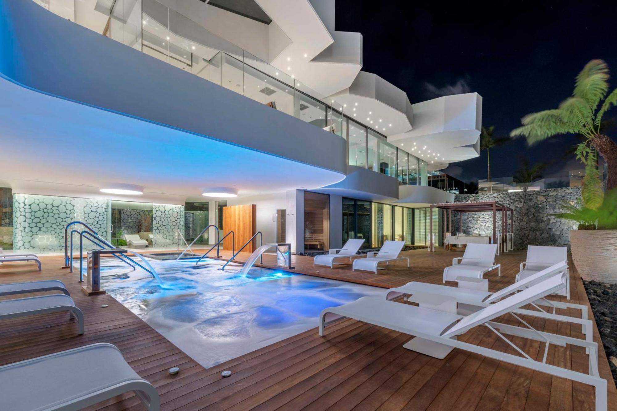 รอยัล ไฮดะเวย์ โกราเลส สวีท Hotel Costa Adeje  ภายนอก รูปภาพ