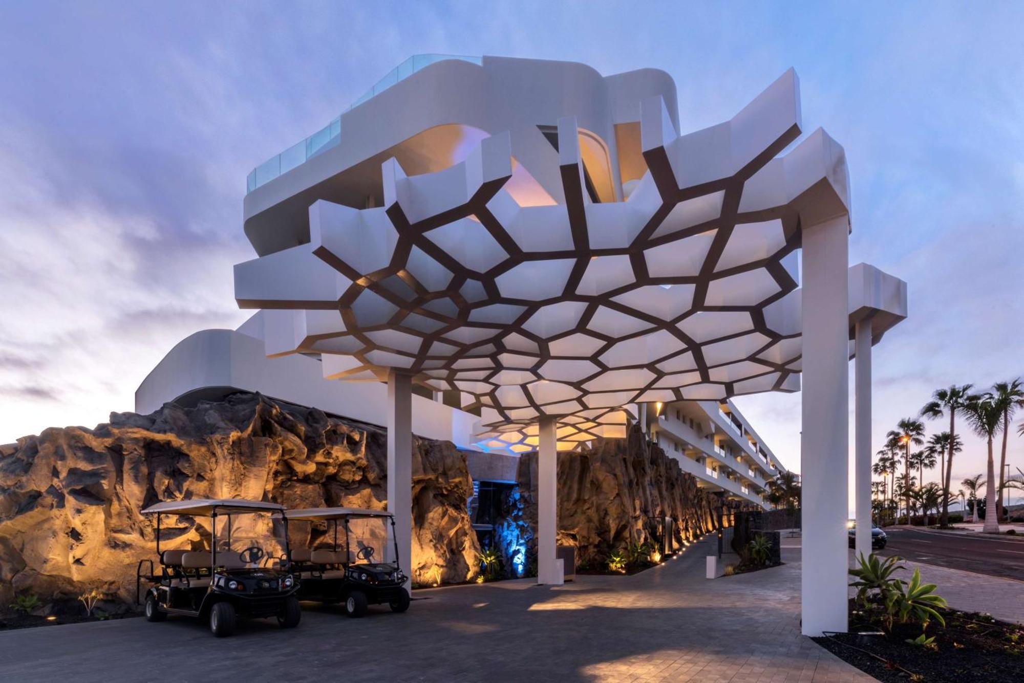 รอยัล ไฮดะเวย์ โกราเลส สวีท Hotel Costa Adeje  ภายนอก รูปภาพ