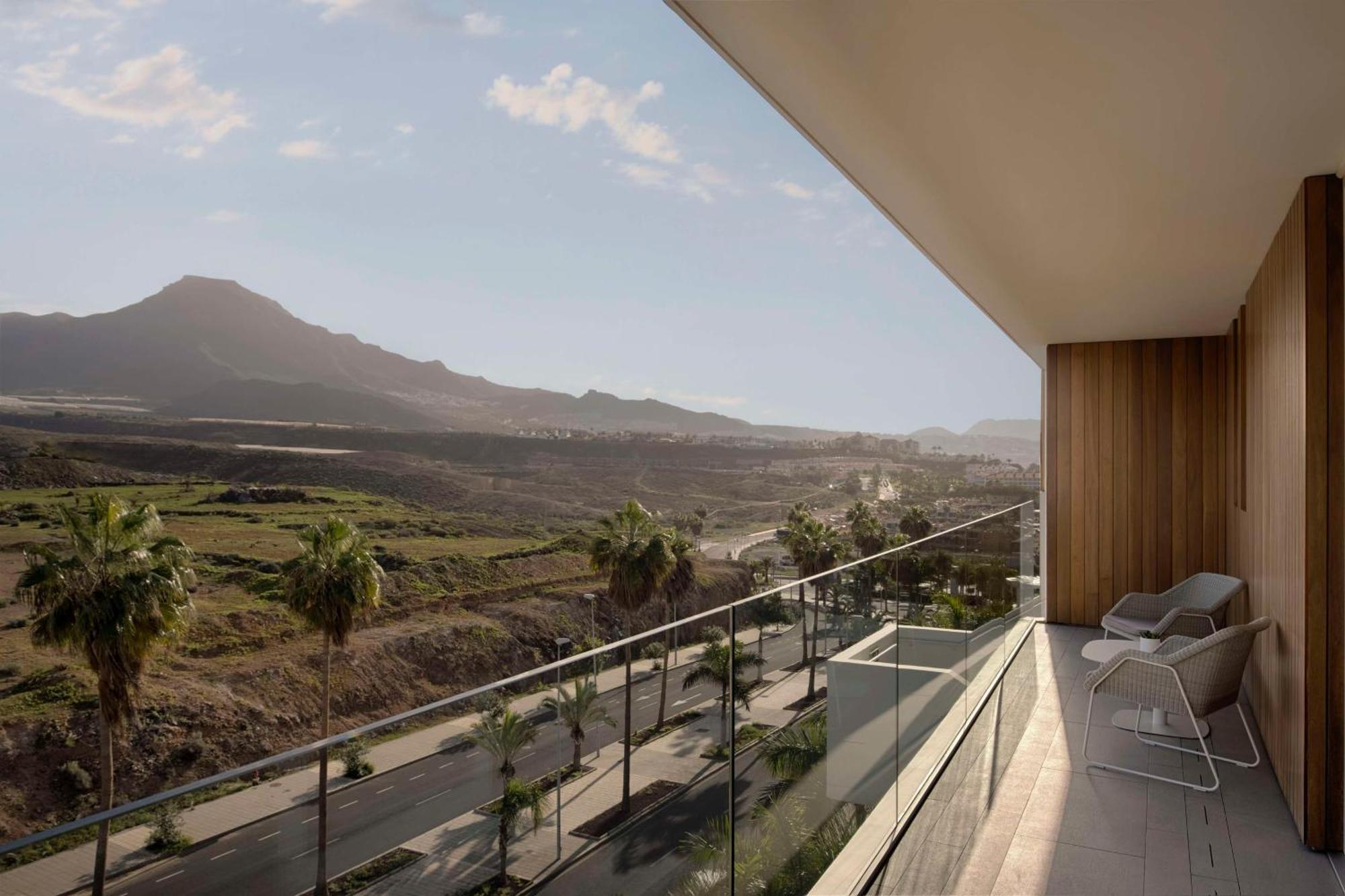 รอยัล ไฮดะเวย์ โกราเลส สวีท Hotel Costa Adeje  ภายนอก รูปภาพ